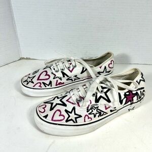 White graphic vans